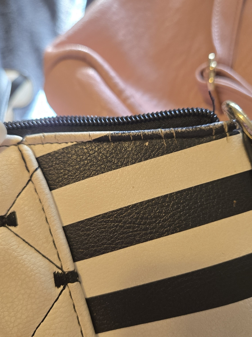 Betsey Johnson Black White Striped Quilted Tote Bag Heart Charm Zip Top - Picture 5 of 5